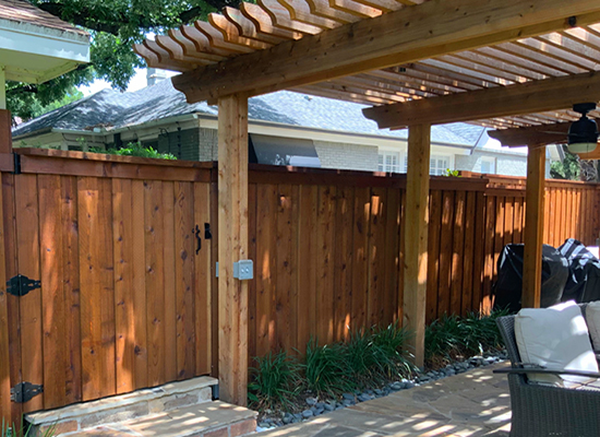 Custom Wood Fence Fort Worth